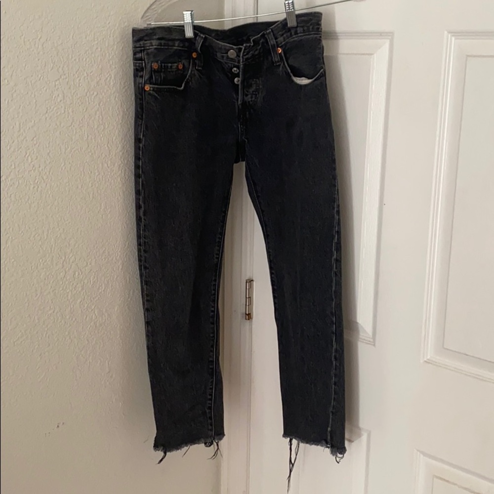 Black Straight Leg Levi Jeans